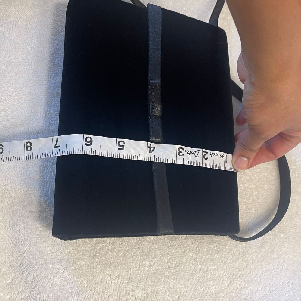 Vintage Kenneth Cole New York Women's Valvet Black Evening Purse Bow Bag - Picture 9 of 11